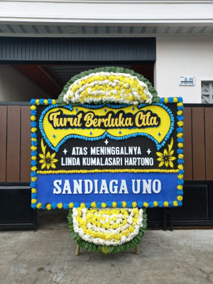 Papan Bunga Duka di Damping